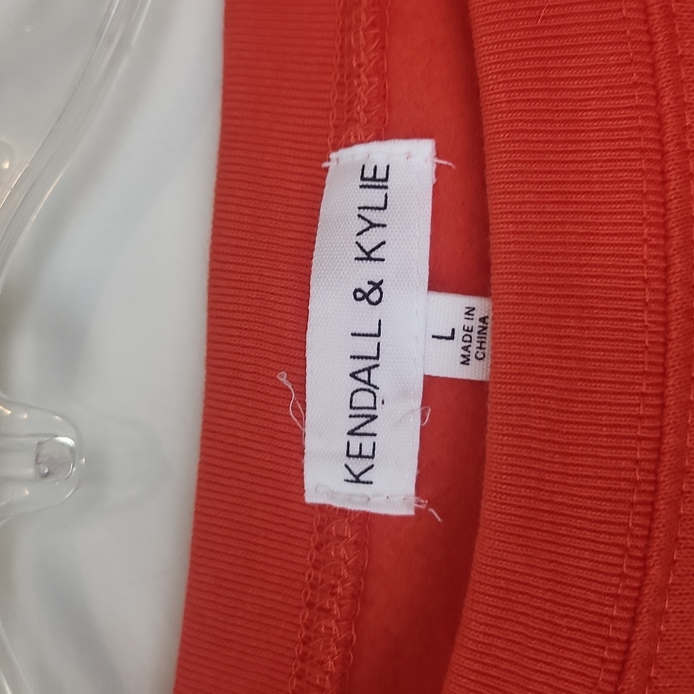 KENDALL & KYLE Orange Emroidered Sleeve Oversized Cropped Fleece Sweatshirt - Picture 2 of 13